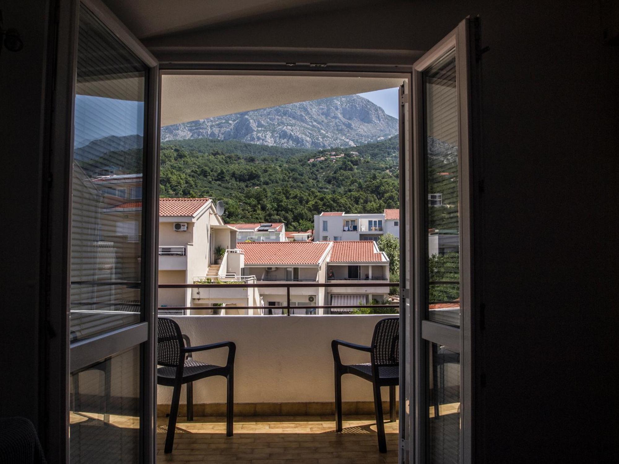 Apartments Jd Tučepi Esterno foto